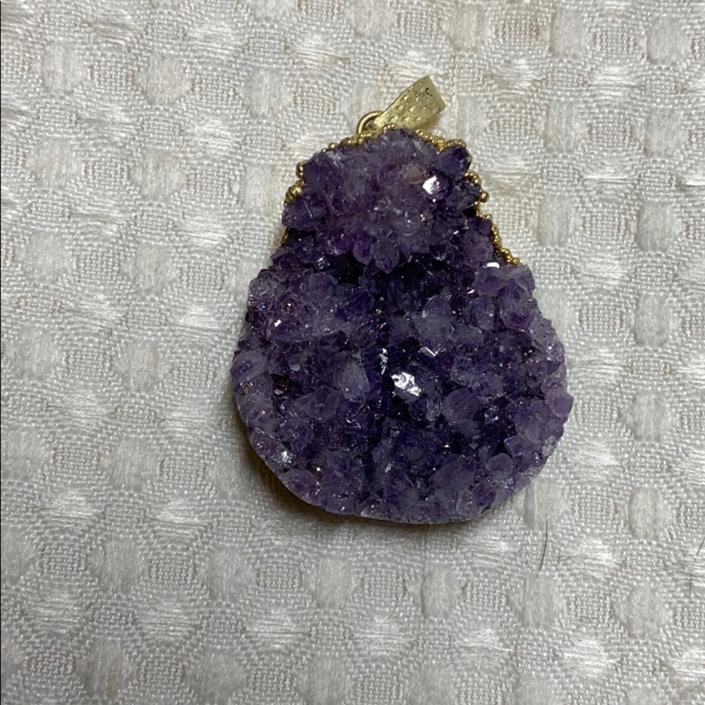 Purple agate pendant